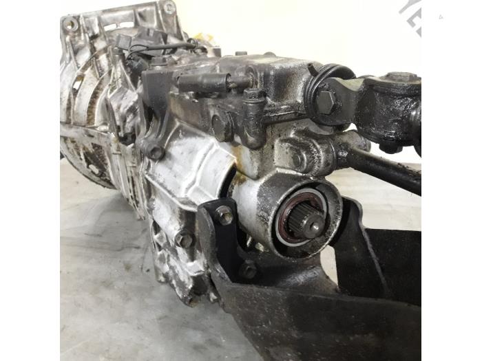 Gearbox Suzuki Jimny Hardtop 1.3i 16V 4x4 G13BB Yellow Parts