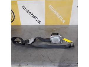 Used Seatbelt tensioner, right Suzuki Grand Vitara II (JT) 2.4 16V Price € 90,00 Margin scheme offered by Yellow Parts