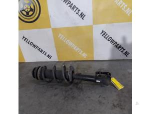Gebrauchte Stoßdämpferstrebe rechts vorne Suzuki Swift (ZA/ZC/ZD) 1.2 16_ Preis € 60,00 Margenregelung angeboten von Yellow Parts