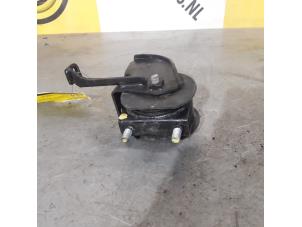 Engine mount from a Suzuki SX4 (EY/GY) 1.6 16V 4x2 2010