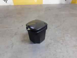 Used Front ashtray Suzuki Swift (ZA/ZC/ZD1/2/3/9) 1.3 VVT 16V Price € 15,00 Margin scheme offered by Yellow Parts