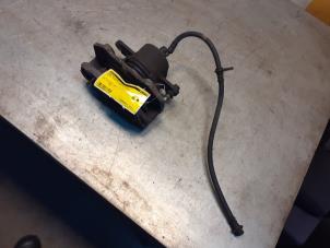 Used Front brake calliper, left Suzuki Grand Vitara II (JT) 2.0 16V Price € 45,00 Margin scheme offered by Yellow Parts