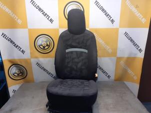 Używane Fotel prawy Suzuki Alto (GF) 1.0 12V Cena € 110,00 Procedura marży oferowane przez Yellow Parts