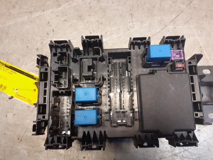 Used Body control computer Suzuki Alto 1.0 12V Price € 49,99 Margin scheme offered by Yellow Parts