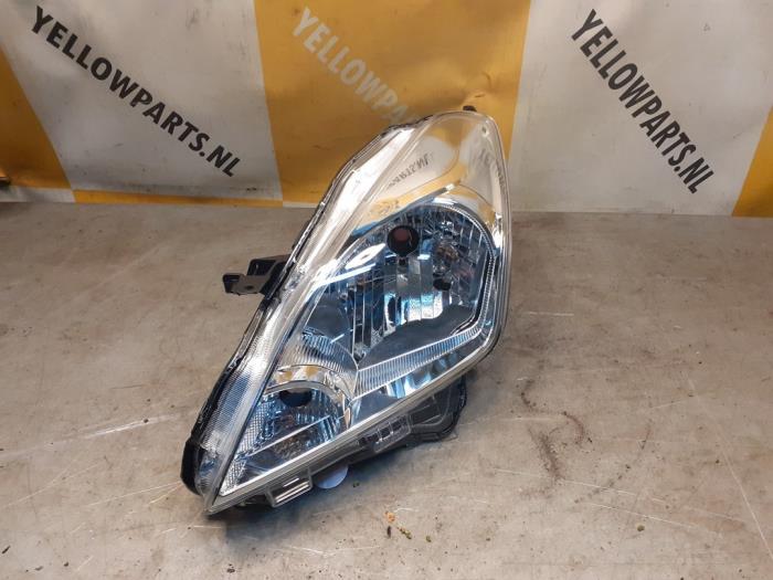 Headlight, left from a Suzuki Baleno  2017
