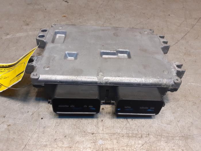Used Engine management computer Suzuki Swift (ZA/ZC/ZD1/2/3/9) 1.3 VVT 16V Price € 69,00 Margin scheme offered by Yellow Parts