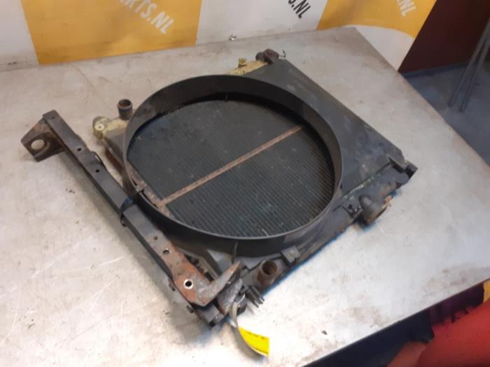 Usagé Radiateur Suzuki Vitara (ET/FT/TA) Prix € 49,99 Règlement à la marge proposé par Yellow Parts