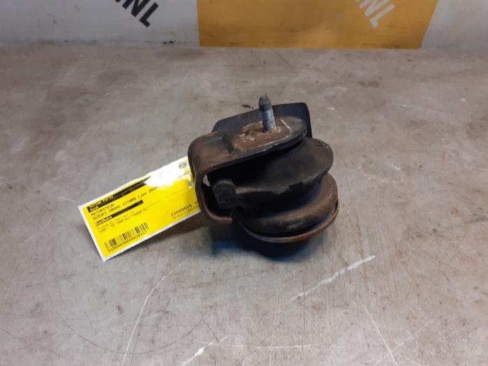 Used Engine mount Suzuki Grand Vitara II (JT) 2.0 16V Price € 34,99 Margin scheme offered by Yellow Parts