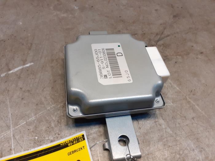 Usagé Transfer module 4x4 Suzuki Grand Vitara II (JT) 2.0 16V Prix € 79,00 Règlement à la marge proposé par Yellow Parts