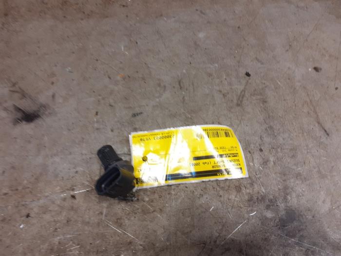 Begagnade Vevaxelsensor Suzuki Swift (ZA/ZC/ZD1/2/3/9) 1.3 VVT 16V Pris € 35,00 Marginaltabell erbjuds av Yellow Parts