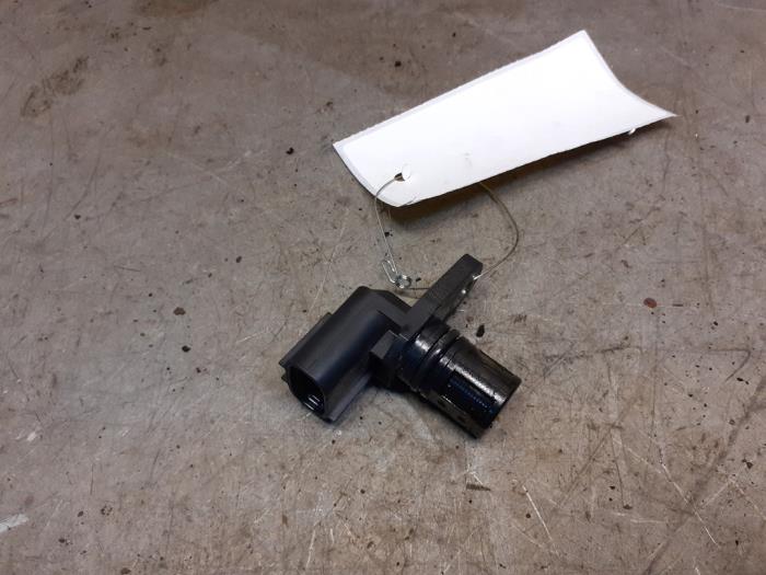 Begagnade Kamaxelsensor Suzuki Swift (ZA/ZC/ZD1/2/3/9) 1.3 VVT 16V Pris € 35,00 Marginaltabell erbjuds av Yellow Parts