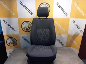 Używane Fotel prawy Suzuki Splash 1.2 16V Cena € 90,00 Procedura marży oferowane przez Yellow Parts