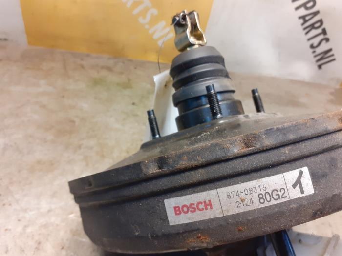 Usagé Servo frein Suzuki Ignis (FH) 1.3 16V Prix € 45,00 Règlement à la marge proposé par Yellow Parts