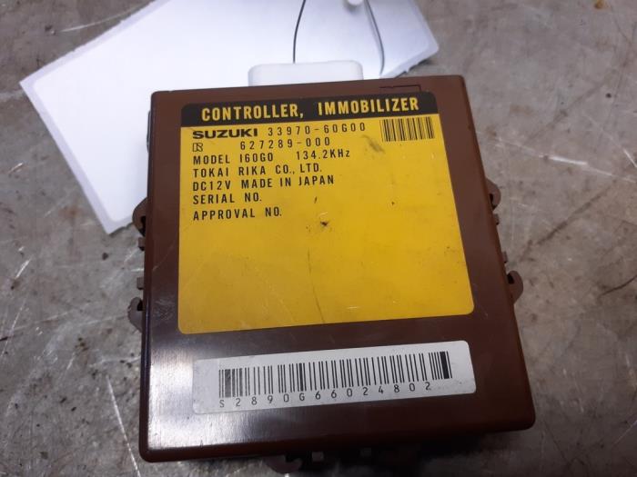 Używane Modul immobilizera Suzuki Baleno (GC/GD) 1.8 GTX 16V Cena € 20,00 Procedura marży oferowane przez Yellow Parts