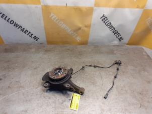 Usados Soporte de mangueta de dirección derecha delante Suzuki Swift (ZA/ZC/ZD) 1.2 16V Precio € 55,00 Norma de margen ofrecido por Yellow Parts