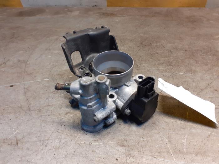 Gebrauchte Drosselklappengehäuse Suzuki X-90 (SZ416) 1.6 16V 4x4 Preis € 120,00 Margenregelung angeboten von Yellow Parts
