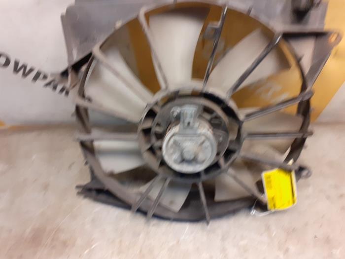 Gebrauchte Kühlerventilator Suzuki SX4 (EY/GY) 1.6 16V VVT Grip 4x4 Preis € 39,99 Margenregelung angeboten von Yellow Parts