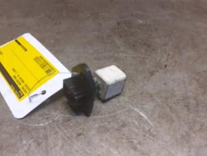 Used Heater resistor Suzuki Wagon-R+ (SR) 1.0 16V Price € 20,00 Margin scheme offered by Yellow Parts