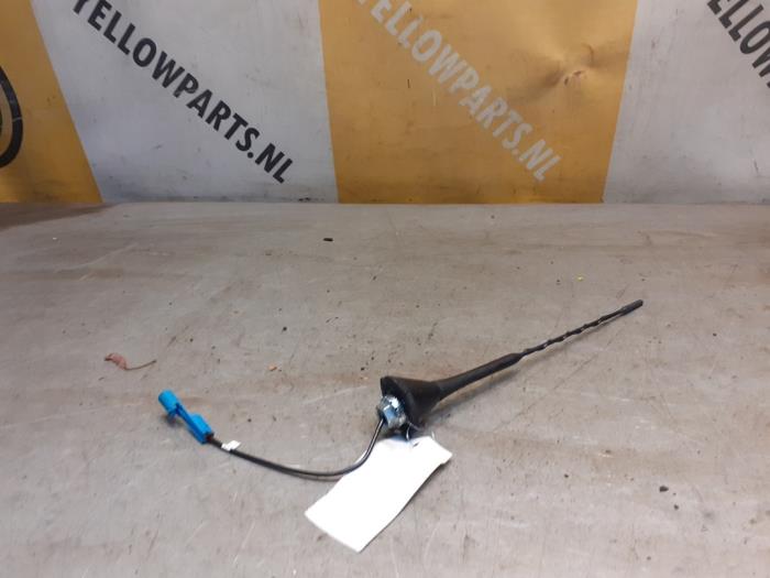 Używane Antena Suzuki Wagon-R+ (RB) 1.3 16V Cena € 25,00 Procedura marży oferowane przez Yellow Parts