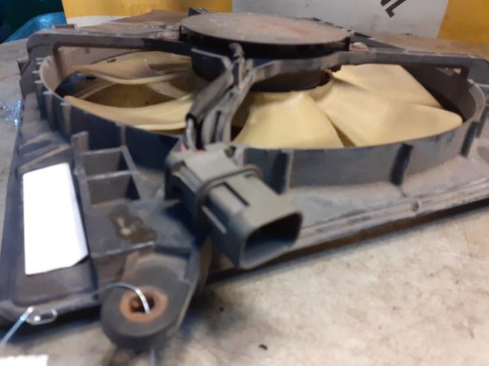 Używane Klimatyzator Suzuki Liana (ERC/ERD/RH4) 1.6 MPi 16V Cena € 45,00 Procedura marży oferowane przez Yellow Parts