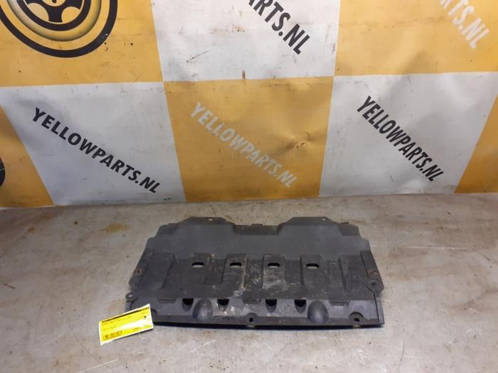 Gebrauchte Abdeckblech Motor Suzuki Grand Vitara II (JT) 2.0 16V Preis € 24,99 Margenregelung angeboten von Yellow Parts