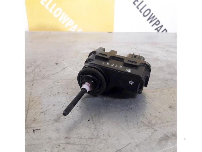 Używane Silnik reflektora Suzuki Swift (ZA/ZC/ZD) 1.2 16V Cena € 25,00 Procedura marży oferowane przez Yellow Parts