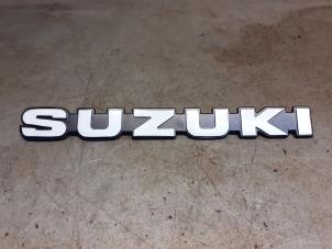 Gebrauchte Emblem Suzuki SJ 413 413,QJX 4x4 Preis € 25,00 Margenregelung angeboten von Yellow Parts