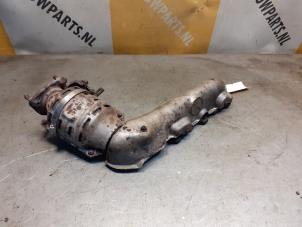 Used Exhaust manifold + catalyst Suzuki Grand Vitara I (FT/GT/HT) 2.5 V6 24V Price € 250,00 Margin scheme offered by Yellow Parts