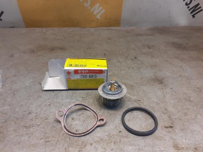 Używane Termostat Suzuki Samurai 1.3 4x4 Cena € 35,00 Procedura marży oferowane przez Yellow Parts