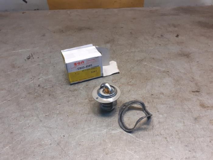 Używane Termostat Suzuki Alto (SH410) 1.0 GA,GL Cena € 20,00 Procedura marży oferowane przez Yellow Parts
