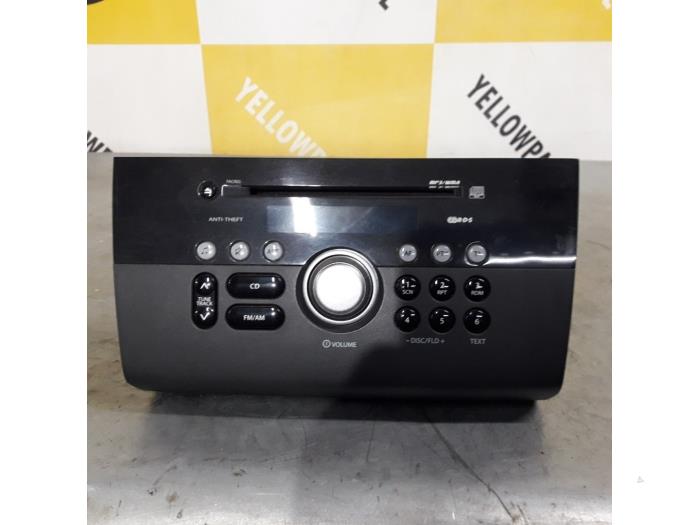 Radio CD player from a Suzuki Swift (ZA/ZC/ZD1/2/3/9) 1.3 VVT 16V 2008