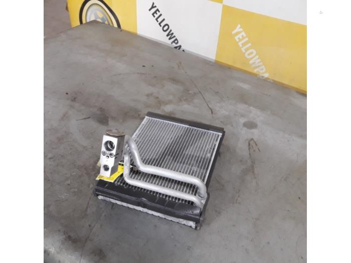 Usagé Evaporateur clim Suzuki Swift (ZA/ZC/ZD1/2/3/9) 1.3 VVT 16V Prix € 39,99 Règlement à la marge proposé par Yellow Parts