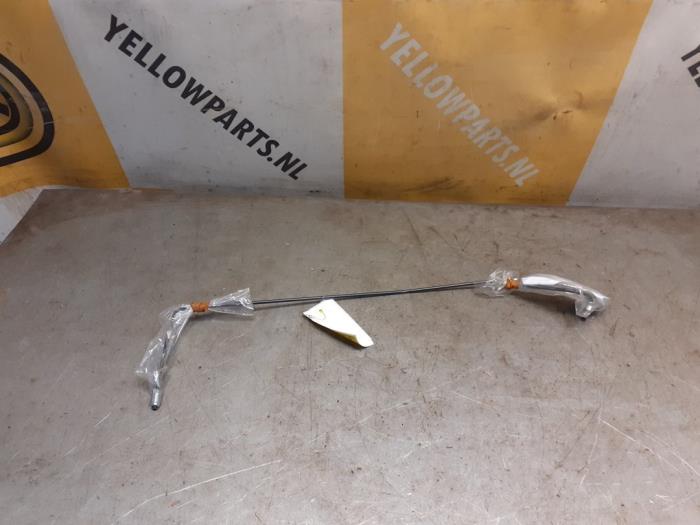 Usagé Conduit (divers) Suzuki Wagon-R+ (RB) 1.3 16V Prix € 25,00 Règlement à la marge proposé par Yellow Parts