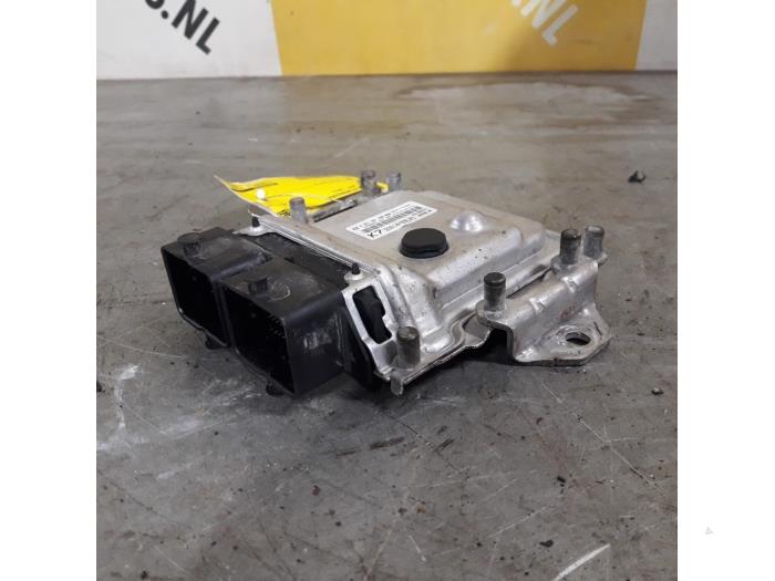 Used Engine management computer Suzuki Swift (ZA/ZC/ZD) 1.2 16_ Price € 49,99 Margin scheme offered by Yellow Parts
