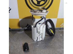 Usados Bomba de gasolina Suzuki Swift (ZA/ZC/ZD) 1.2 16_ Precio € 50,00 Norma de margen ofrecido por Yellow Parts