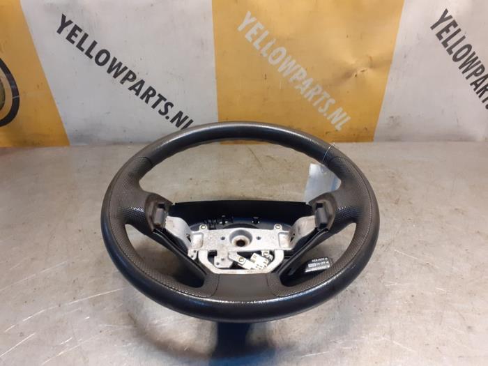 Używane Kierownica Suzuki Grand Vitara I (FT/GT/HT) 2.7 XL-7 V6 24V Cena € 45,00 Procedura marży oferowane przez Yellow Parts
