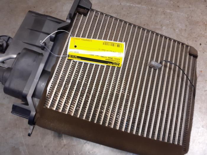 Air conditioning vaporiser from a Suzuki Grand Vitara I (FT/GT/HT) 2.7 XL-7 V6 24V 2003