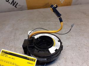 Usados Anillo de airbag Suzuki Alto (GF) 1.0 12V Precio € 45,00 Norma de margen ofrecido por Yellow Parts