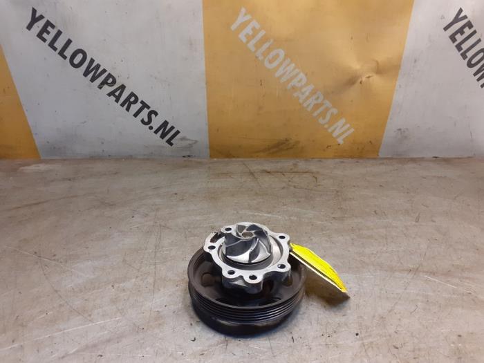 Begagnade Vattenpump Suzuki Alto 1.0 12V Pris € 35,00 Marginaltabell erbjuds av Yellow Parts