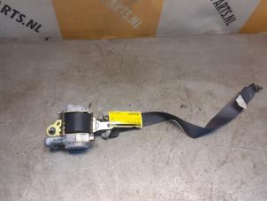 Used Seatbelt tensioner, right Suzuki New Ignis (MH) 1.5 16V Price € 45,00 Margin scheme offered by Yellow Parts