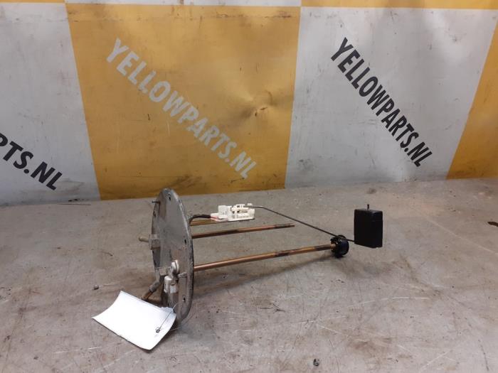 Begagnade Dieselpump Suzuki Grand Vitara I (FT/GT/HT) 2.0 TDI Pris € 45,00 Marginaltabell erbjuds av Yellow Parts