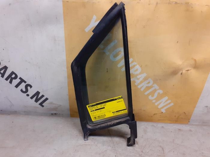 Usados Ventanilla triangular izquierda delante Suzuki Splash 1.2 16V Precio € 25,00 Norma de margen ofrecido por Yellow Parts