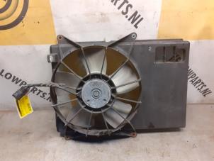 Usagé Ventilateur radiateur Suzuki Swift (ZA/ZC/ZD1/2/3/9) 1.3 DDis 16V Prix € 45,00 Règlement à la marge proposé par Yellow Parts