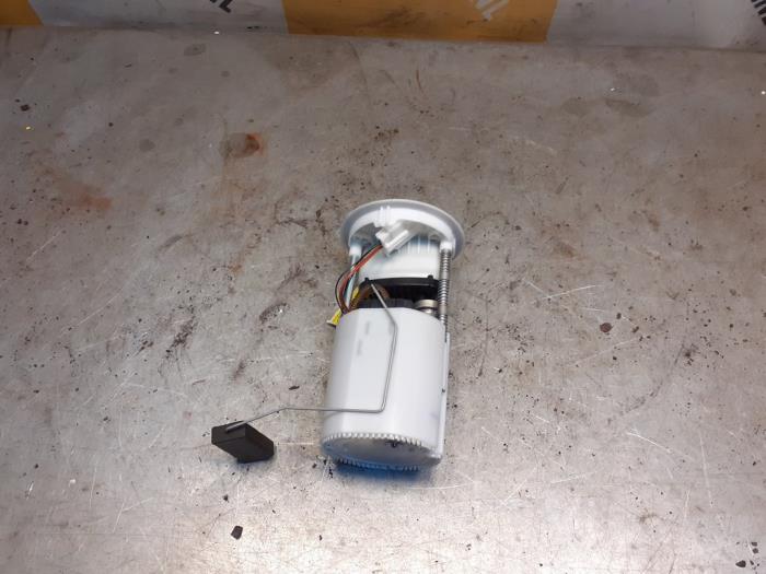 Begagnade Bensinpump Suzuki Swift (ZA/ZC/ZD1/2/3/9) 1.6 Sport VVT 16V Pris € 39,99 Marginaltabell erbjuds av Yellow Parts