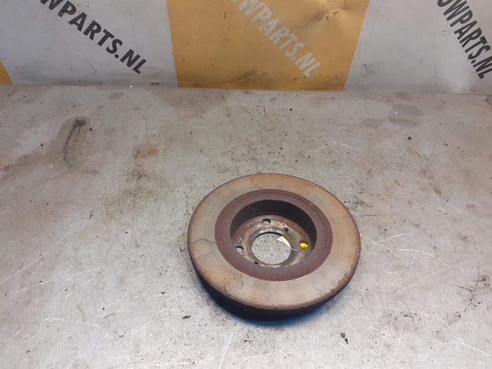Front brake disc from a Suzuki Wagon-R+ (RB) 1.3 16V 2000
