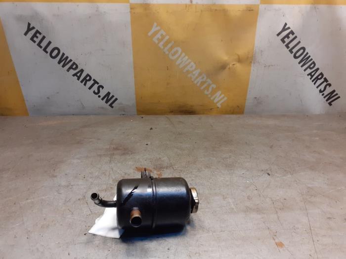 Begagnade Styrservotank Suzuki Swift (SF310/413) 1.3 Pris € 25,00 Marginaltabell erbjuds av Yellow Parts