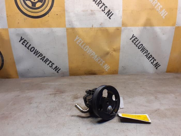 Usagé Pompe de direction Suzuki Grand Vitara I (FT/GT/HT) 2.0 TDI Prix € 49,00 Règlement à la marge proposé par Yellow Parts