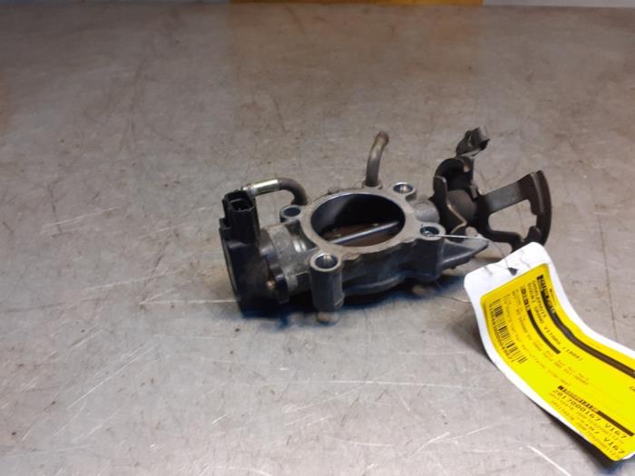Gebrauchte Drosselklappengehäuse Suzuki Grand Vitara I (FT/GT/HT) 2.0 TDI Preis € 70,00 Margenregelung angeboten von Yellow Parts