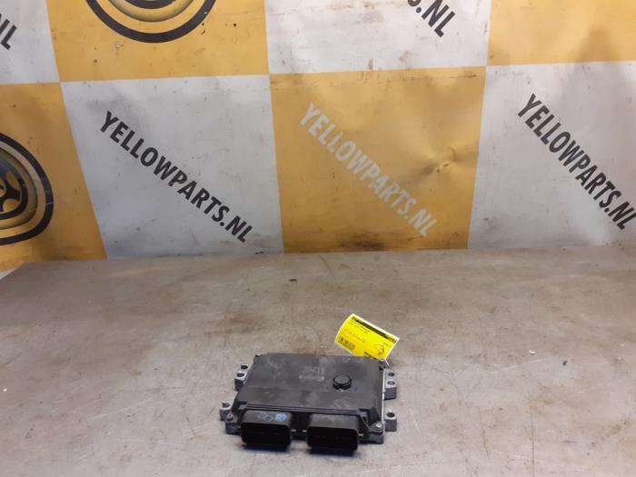 Used Engine management computer Suzuki Swift (ZA/ZC/ZD1/2/3/9) 1.3 VVT 16V Price € 69,00 Margin scheme offered by Yellow Parts