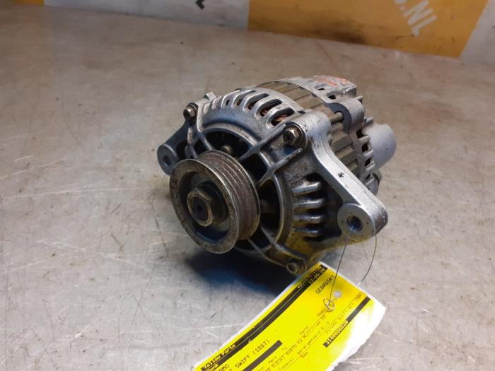 Used Dynamo Suzuki Swift (SA310/413) 1.3i GTi/GXi 16V Price € 45,00 Margin scheme offered by Yellow Parts